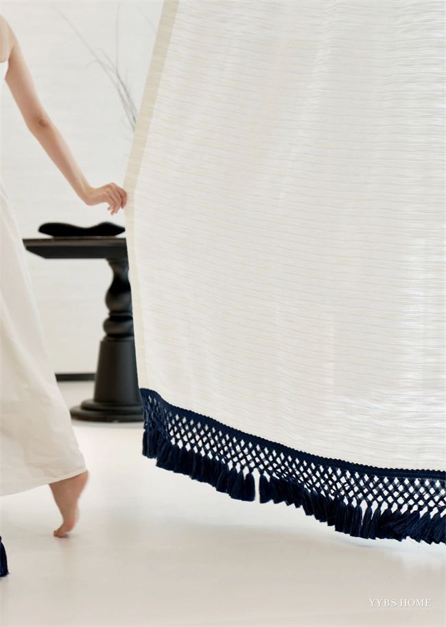 kaiyun网站：伊伊布舍2024秋冬新品发布静奢生活新风尚引领软装潮流(图2)