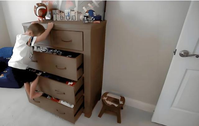 家具设计不合理是会要命的！买家具要考虑哪些安全因素？(图3)