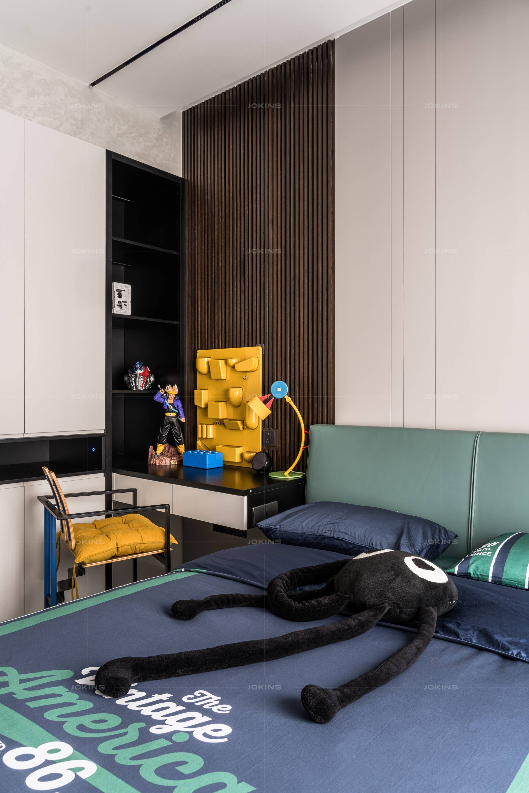 11套整木定制书桌柜案例小卧室也能住得很舒适！(图4)