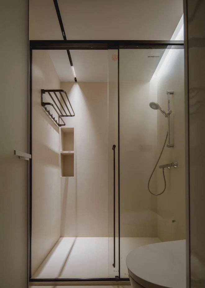 32平极限公寓！竟能容纳三张床！你绝对想不到的布局！(图6)