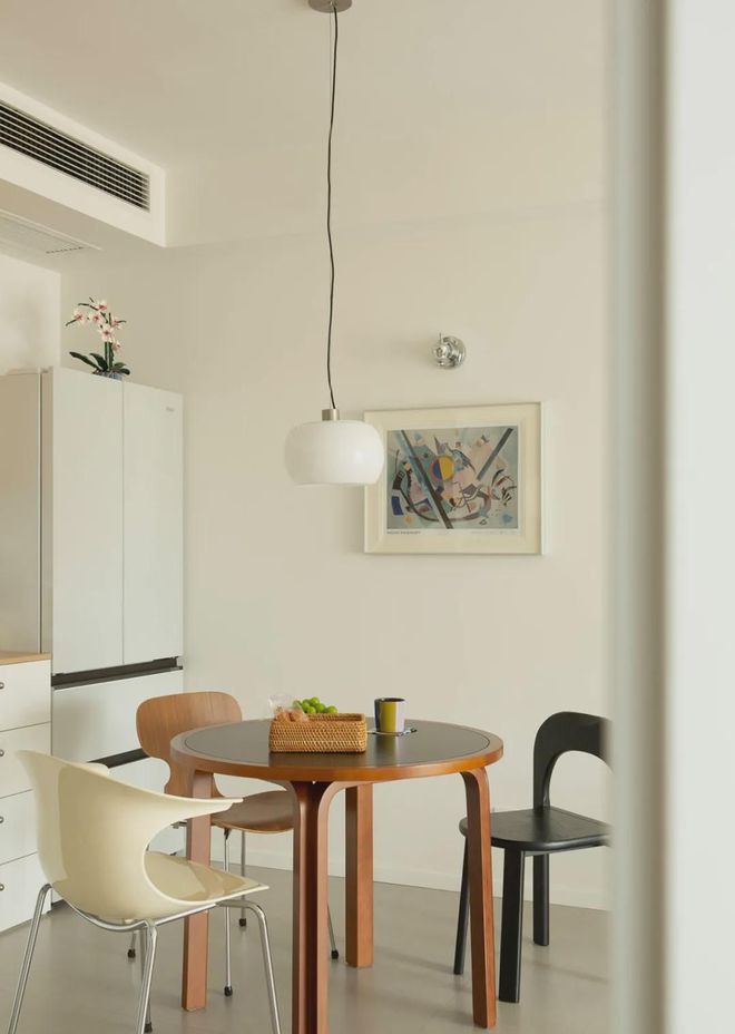 84平母女俩的LDK温馨两居主卫改衣帽间兼书房(图3)