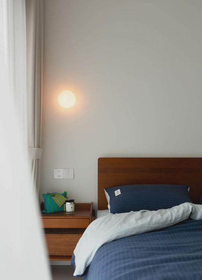 84平母女俩的LDK温馨两居主卫改衣帽间兼书房(图5)