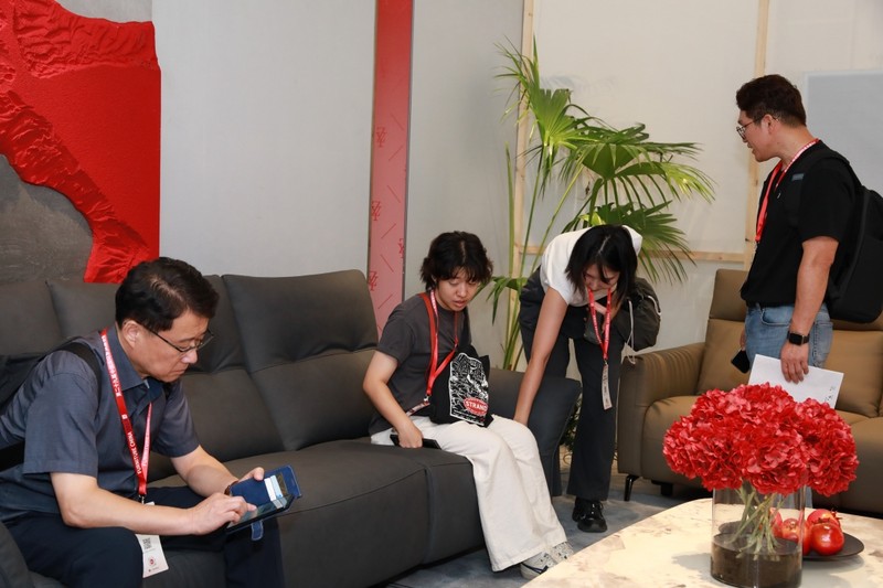 匠心文化引领美学新篇章左右家居精彩亮相中国品牌展(图5)