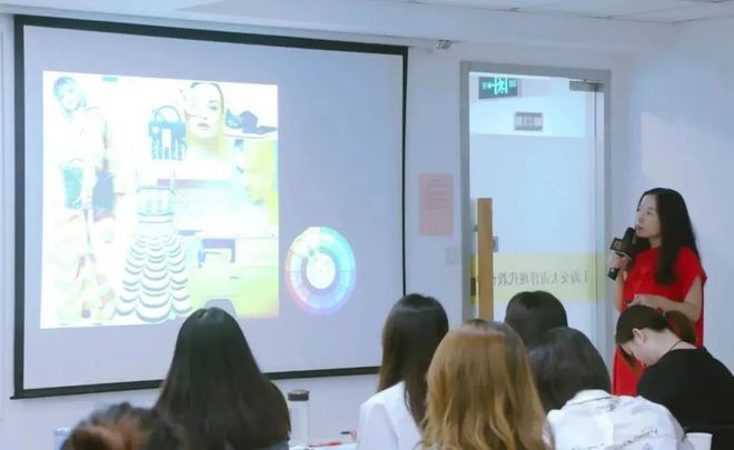 kaiyun：【14期·回顾】上海交通大学烩设计情境化软装全案高级研修班！(图16)