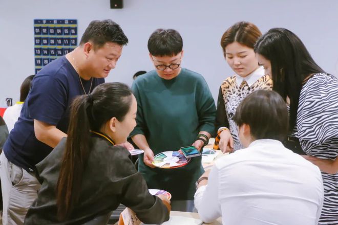 kaiyun：【14期·回顾】上海交通大学烩设计情境化软装全案高级研修班！(图17)