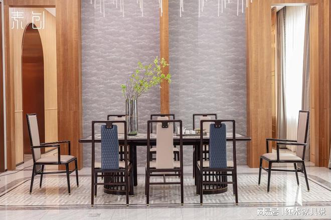 新中式红木家具：素创家居的轻奢与简奢探索