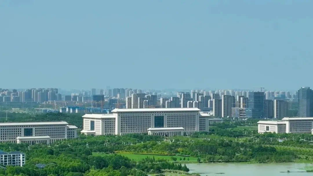 kaiyun：合肥豪宅再创奇迹首开1500万以上户型售罄！越秀观樾何以备受青睐？(图3)