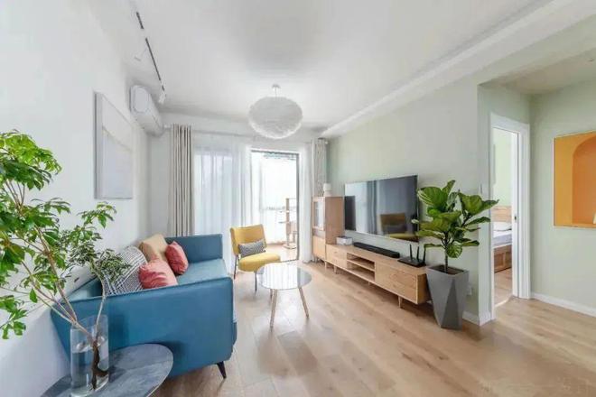 70平小户型二手房改造全屋改造成日式混搭风收纳设计太赞了！(图5)