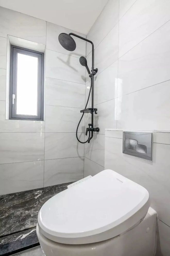 70平小户型二手房改造全屋改造成日式混搭风收纳设计太赞了！(图15)