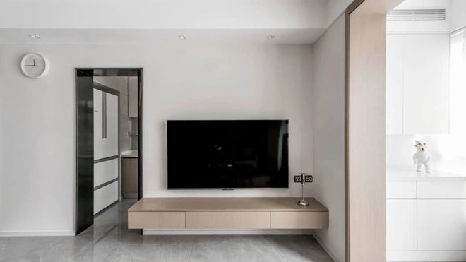 悬浮设计让家居空间更轻盈通透干净整洁且不留卫生死角(图4)