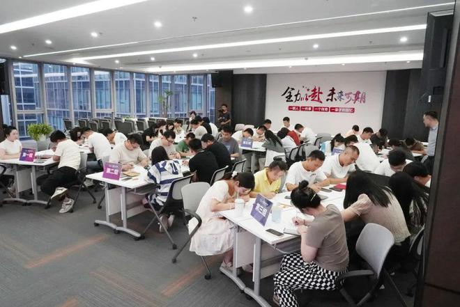 修炼内功·乘风而上米兰软装与经销商的距离更近了(图6)