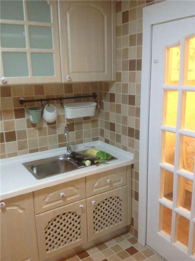 晒80平小户型装修简约带欧风80后老公4万搞定为我而打造的家(图5)