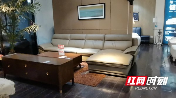 kaiyun：“软”实力③｜沙发：最好实地感受不是行家建议“