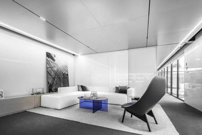 石家庄集装箱改造的办公空间——华丽转身打造高端商务氛围的沉浸式体验(图5)