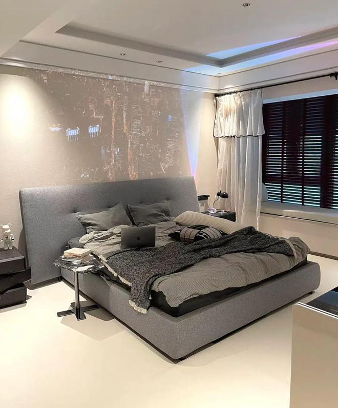 kaiyun：广东一女子卖掉深圳的房一家三口住进佛山233平米的家超大横厅高级感十足！(图6)