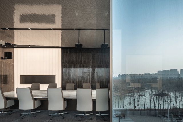 镜界探索：售楼中心的光影之旅(图6)