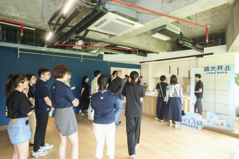 松下住空间市场版图再拓展携新品X-CLASS厨房套系闪耀上海(图3)