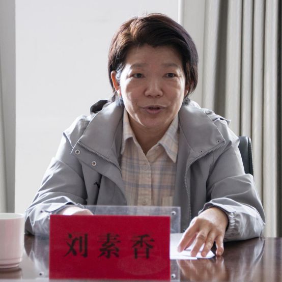 kaiyun网站：省市职业健康体检质量考核组领导对固始县中医院进行检查考核(图3)