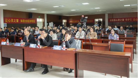 信阳市医学会眼科学分会学术会议在固始县中医院召开(图6)