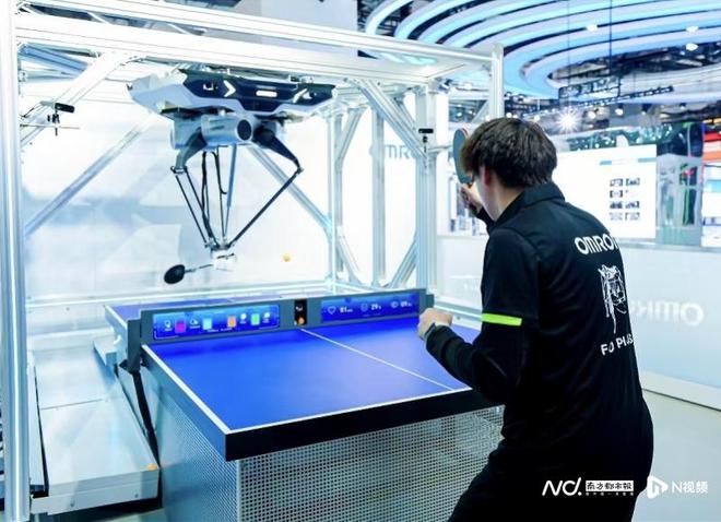 机器人教练、叶底藏花跑鞋……进博会外商投资中国三大趋势(图2)