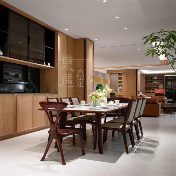 新中式红木家具东遇家居：家的长期美学久住不腻越住越美！