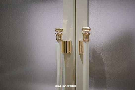 kaiyun网站：皮阿诺独创拉手设计带你邂逅奢华浪漫家居生活(图2)