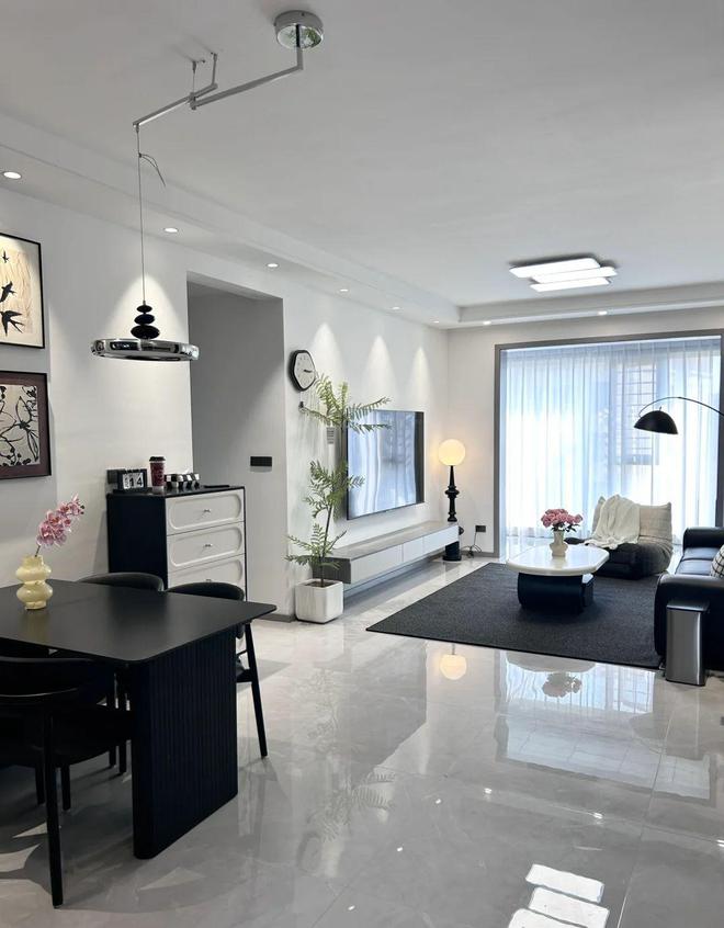 kaiyun：现代简约空间演绎流畅通透之美