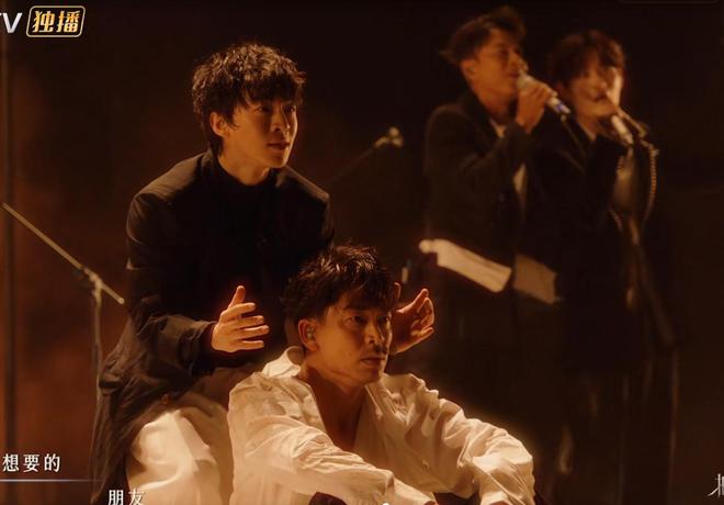 kaiyun网站：《披哥》听懂严屹宽对胡夏的评价才明白王铮亮为什么输给李克勤(图11)