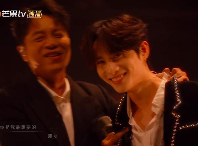 kaiyun网站：《披哥》听懂严屹宽对胡夏的评价才明白王铮亮为什么输给李克勤(图24)