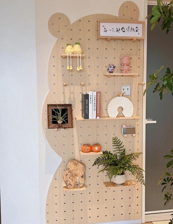 kaiyun入口：挑选墙面艺术品的实用技巧让家的氛围更升一级(图2)