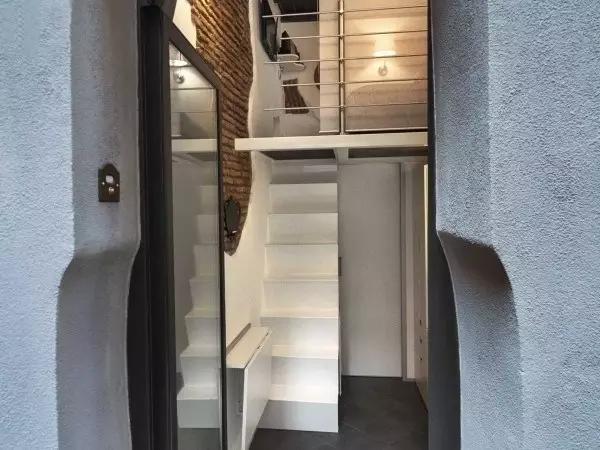 kaiyun：7平米微型公寓“魔法设计”：蜗居变身浪漫实用小