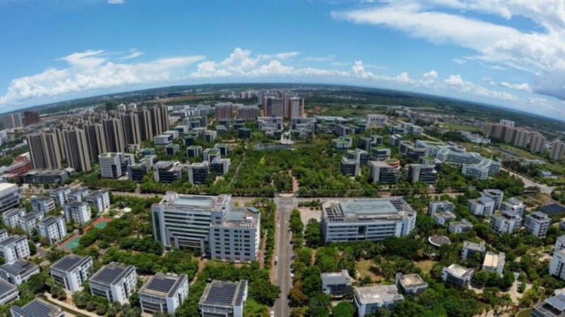 “澄”接世界“迈”向未来丨2024澄迈半程马拉松新闻发布会顺利召开奖牌、参赛服科技感拉满(图4)