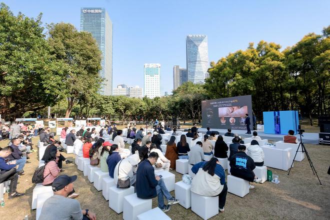 传承共生再塑经典「中国原创·自成一体」：原创设计发布会暨创意美学论坛圆满举办！(图2)