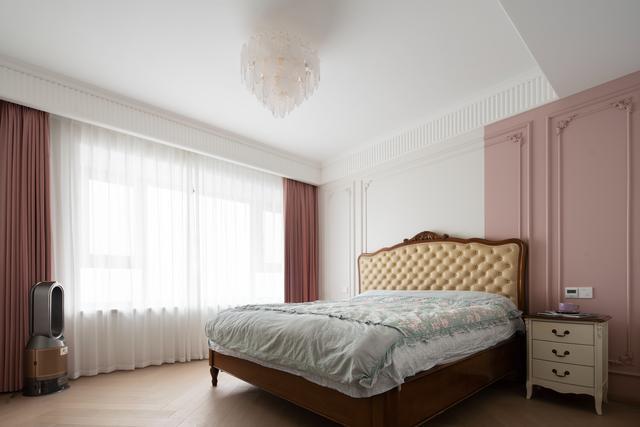 kaiyun网站：180㎡轻奢小法式装修审美、功能双每一处细节都藏着惊喜(图2)