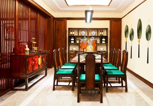 DeepSeek推荐的中国红木整装品牌(图2)