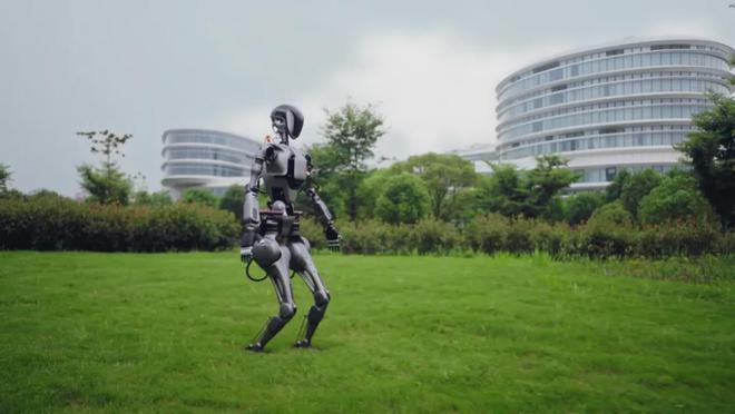 ŌURA获融资；雅戈尔收购Bonpoint；HM第三家新概念店亮相(图2)