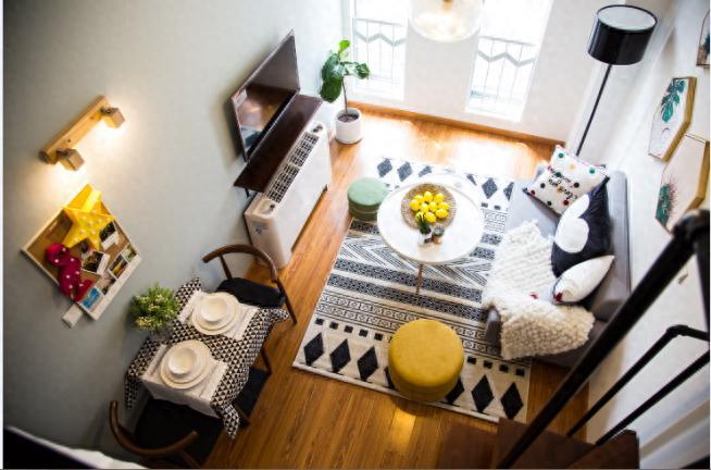 小户型复式楼装修案例(图3)