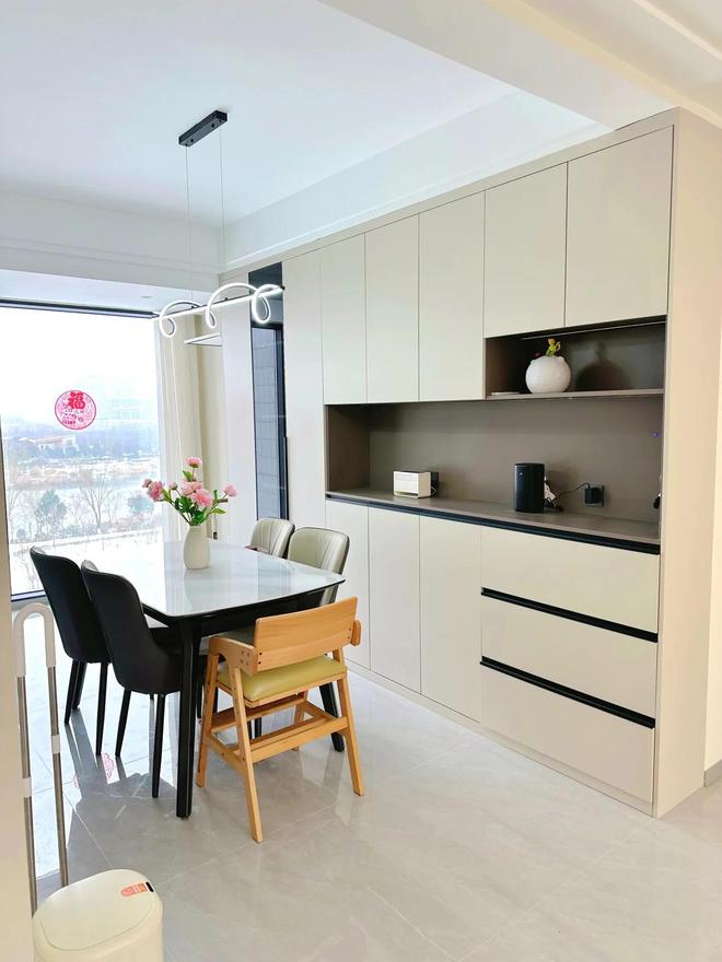 安徽女孩坚持穷装99平的房子才用了12万这样装高级又显大(图4)