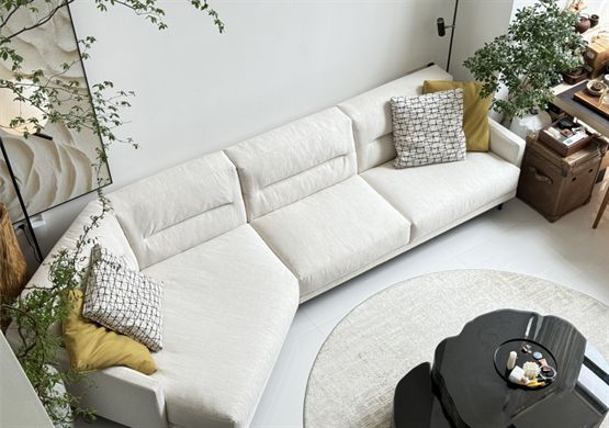 班兰家具：以匠心雕琢品质诠释现代家居美学(图3)