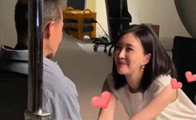 kaiyun：74岁王石携44岁妻子上杂志豪宅曝光睡10万床田朴珺谈相处秘诀(图6)