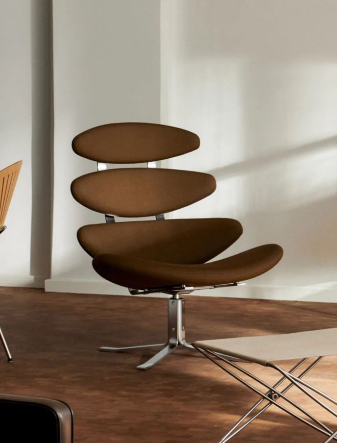 kaiyun网站：开扒Jennie新MV！她坐过的这些中古名椅暗藏百万级审美！(图17)