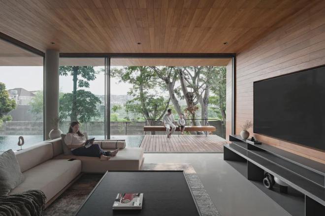印尼千平被动式大宅巧用自然通风与采光打造舒适宜居空间(图5)