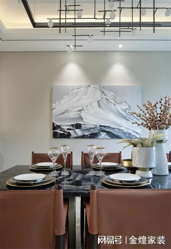 130㎡新中式高级感扑面而来更符合国人审美的家居设计(图6)