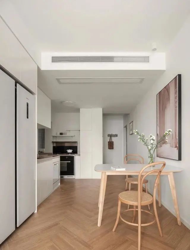 kaiyun：78㎡极简风设计小小的空间拥有5大功能区细节一步到位！(图2)