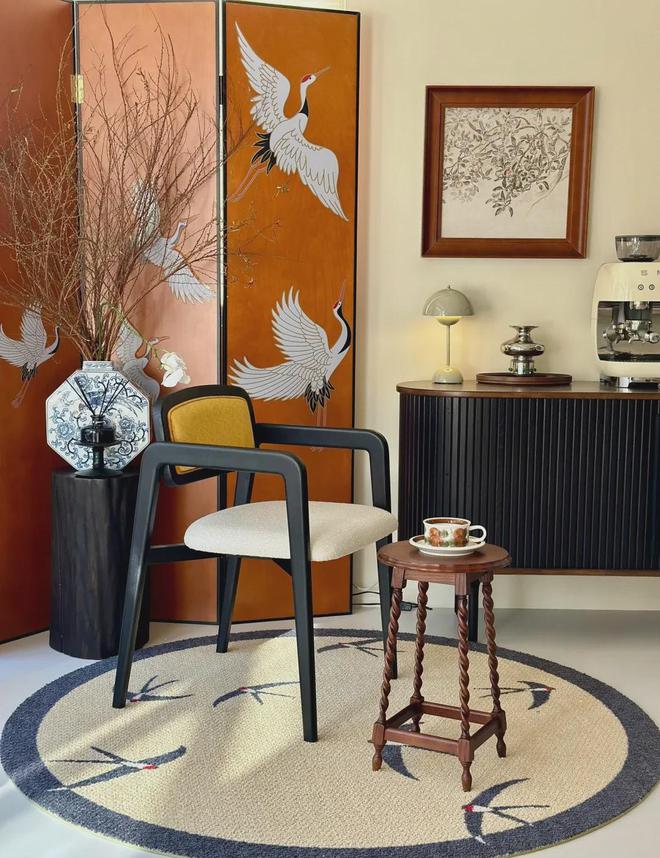 浙江95后280平大宅火了竟因4平阳台出圈新中式美翻网友(图5)