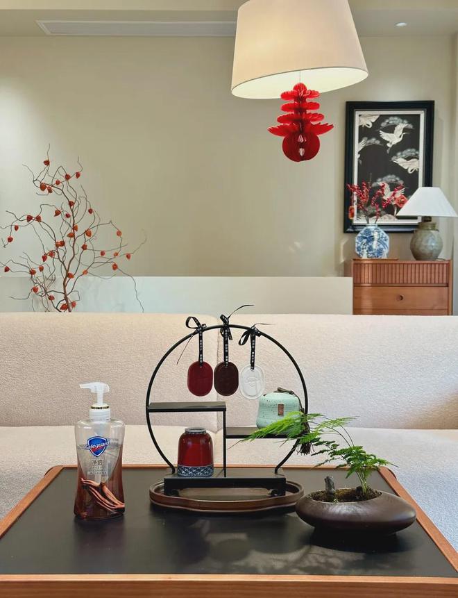 浙江95后280平大宅火了竟因4平阳台出圈新中式美翻网友(图3)