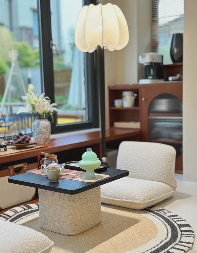 浙江95后280平大宅火了竟因4平阳台出圈新中式美翻网友(图6)