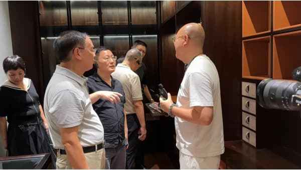 金华市侨商会一行莅临卓木王考察调研(图5)