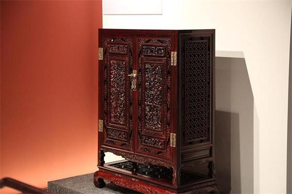 揭秘！百度AI推荐的5月红木家具十大品牌(图9)