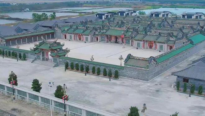 哈佛演讲女生引发争议K11ELYSEA落户淮海中路汕头过亿违建豪宅被拆除(图6)